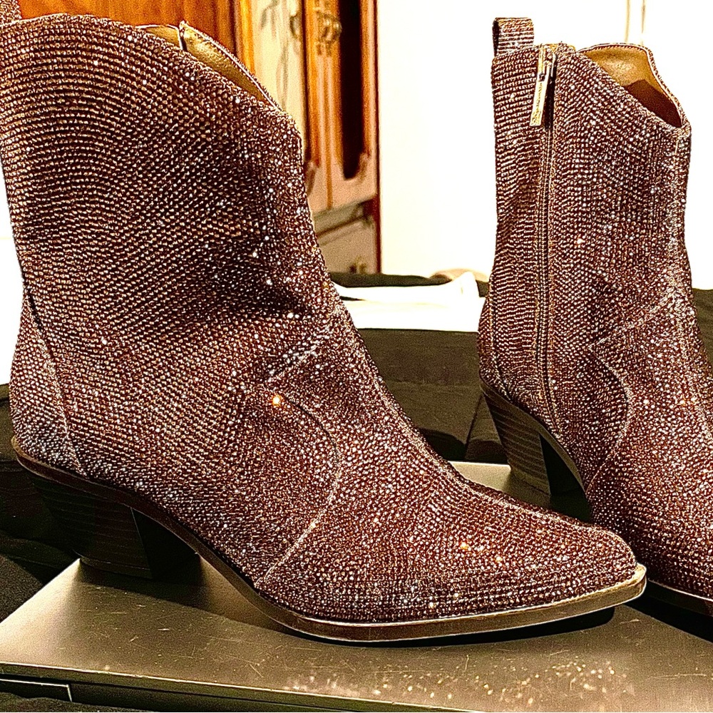 Jessica Simpson Diamond Brown Ankle Boots